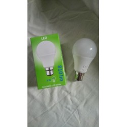 Ampoule LED 9W B22 à Baïonette