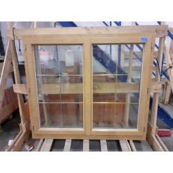 Fenêtre 2 ouvrants FR PVC/BOIS 150/132